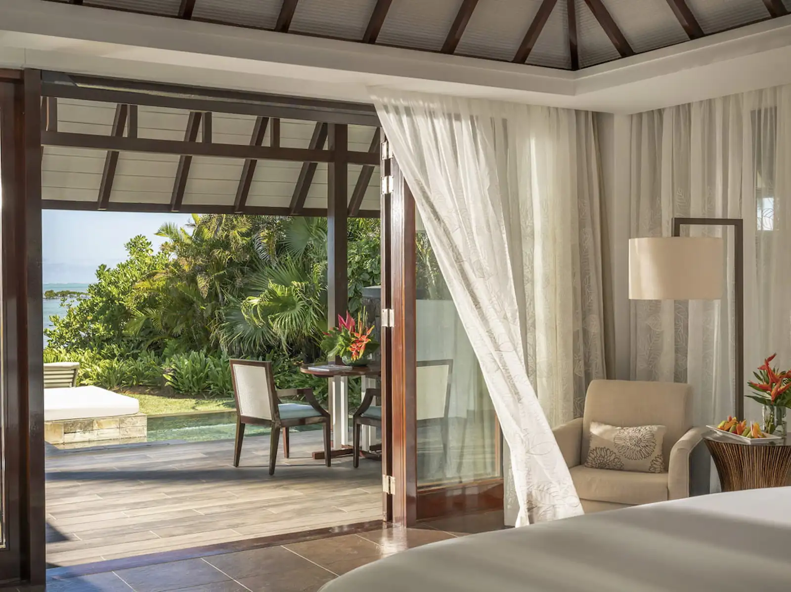 1%20Bedroom%20Island%20Beach%20Pool%20Villa-3 Explore the Best Ocean View Mauritius’s Villas for Holidays with Private PoolsThis holiday rentals Mauritius vast living and dining spaces is decorated with modern furniture and contemporary art.