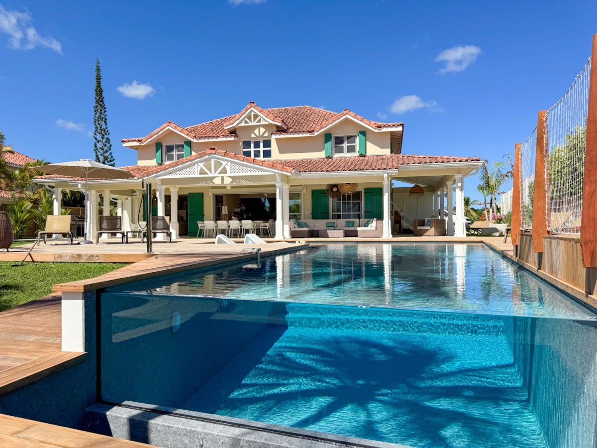 147%20Villa%20Gommier%20Blanc-2 Top 10 Luxury Villas in Guadeloupe for an Unforgettable Island EscapeDiscover the top 10 luxury villas in Guadeloupe for a truly unforgettable island escape. Enjoy breathtaking views, private pools, and ultimate comfort with us.