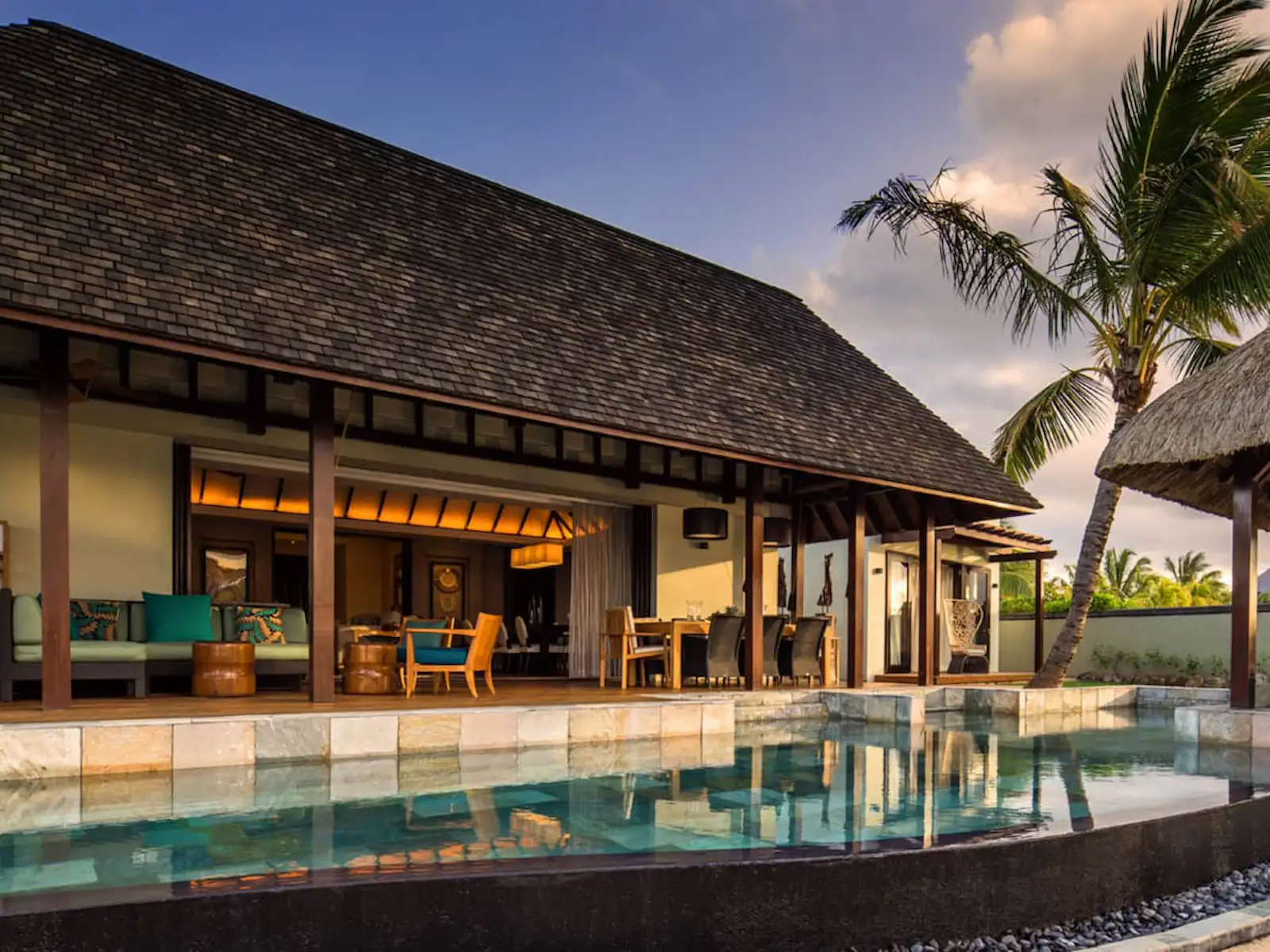 3%20Bedroom%20Royal%20Island%20Retreat-1 Explore the Best Ocean View Mauritius’s Villas for Holidays with Private PoolsThis holiday rentals Mauritius vast living and dining spaces is decorated with modern furniture and contemporary art.