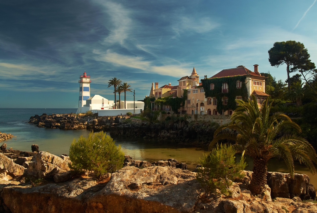 Cascais Top 10 Breathtaking Places to Visit in Portugal! Sunonseasvillas, luxury villa rentals with tailor made concierge services. Carribean, Indian Ocean, Europe, Africa ... Rent our carefully selected villas.  