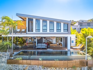 Villa%20Bambou Sunonseas Villas | Réunion Island: Best Time, Activities & StaysSunonseasvillas, luxury villa rentals with tailor made concierge services. Carribean, Indian Ocean, Europe, Africa ... Rent our carefully selected villas.