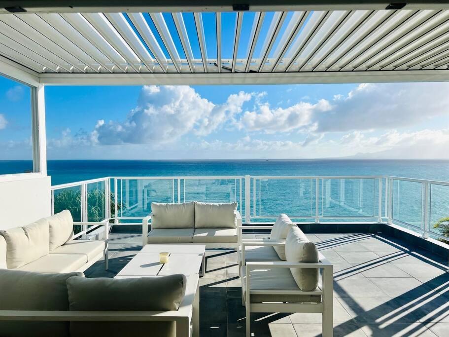 Villa%20Corossol-1 Sunonseas Villas | 3 Best Places to Visit in Guadeloupe & Luxury VillasSunonseasvillas, luxury villa rentals with tailor made concierge services. Carribean, Indian Ocean, Europe, Africa ... Rent our carefully selected villas.