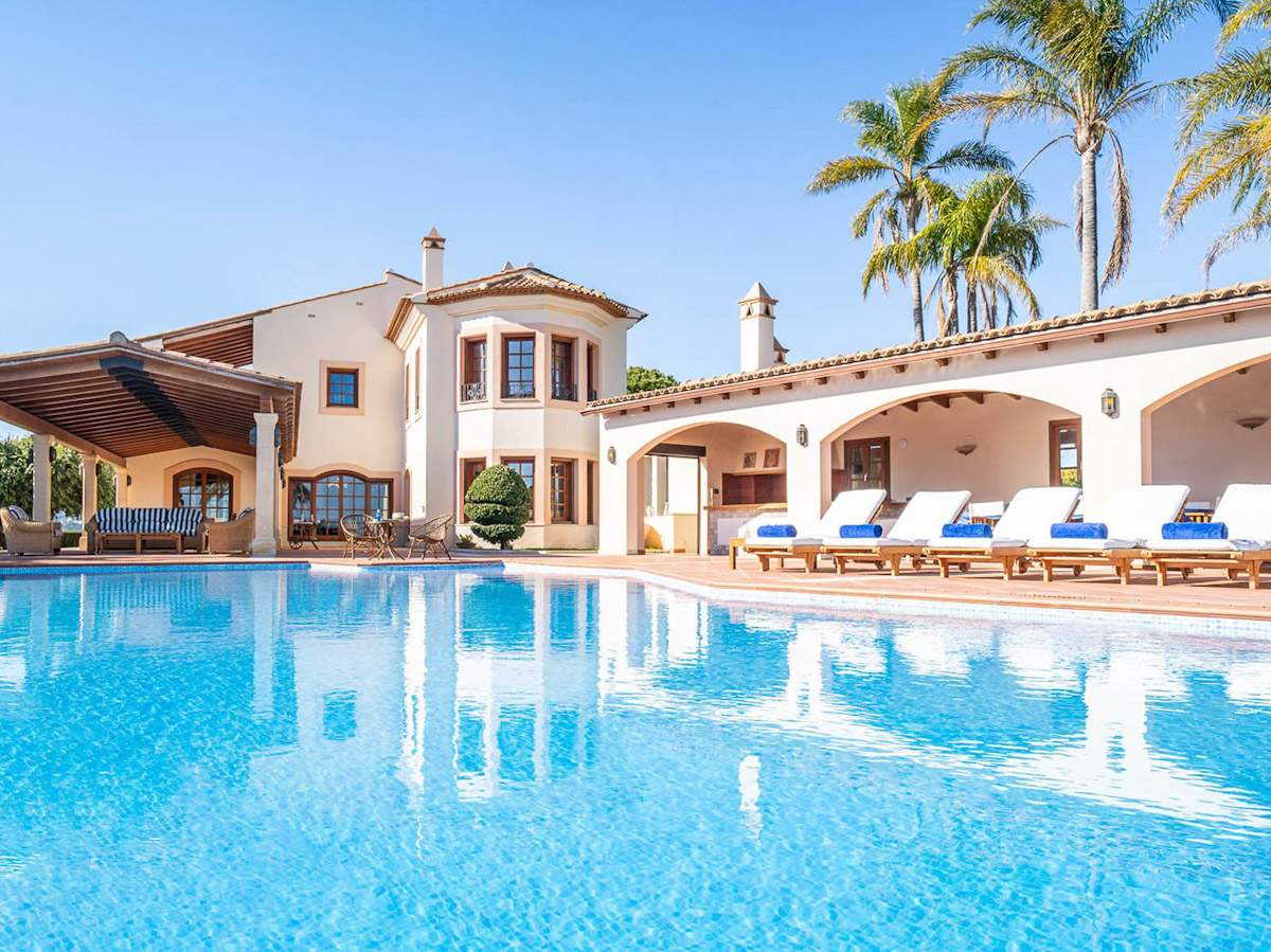 Villa%20Los%20Claveles-3 Top 6 Villa Rental in Spain Options for a Perfect Luxury Getaway Top 6 villa rentals in Spain for a perfect luxury getaway. Experience privacy, comfort, and stunning views with Sunonseas Villas. Book now!