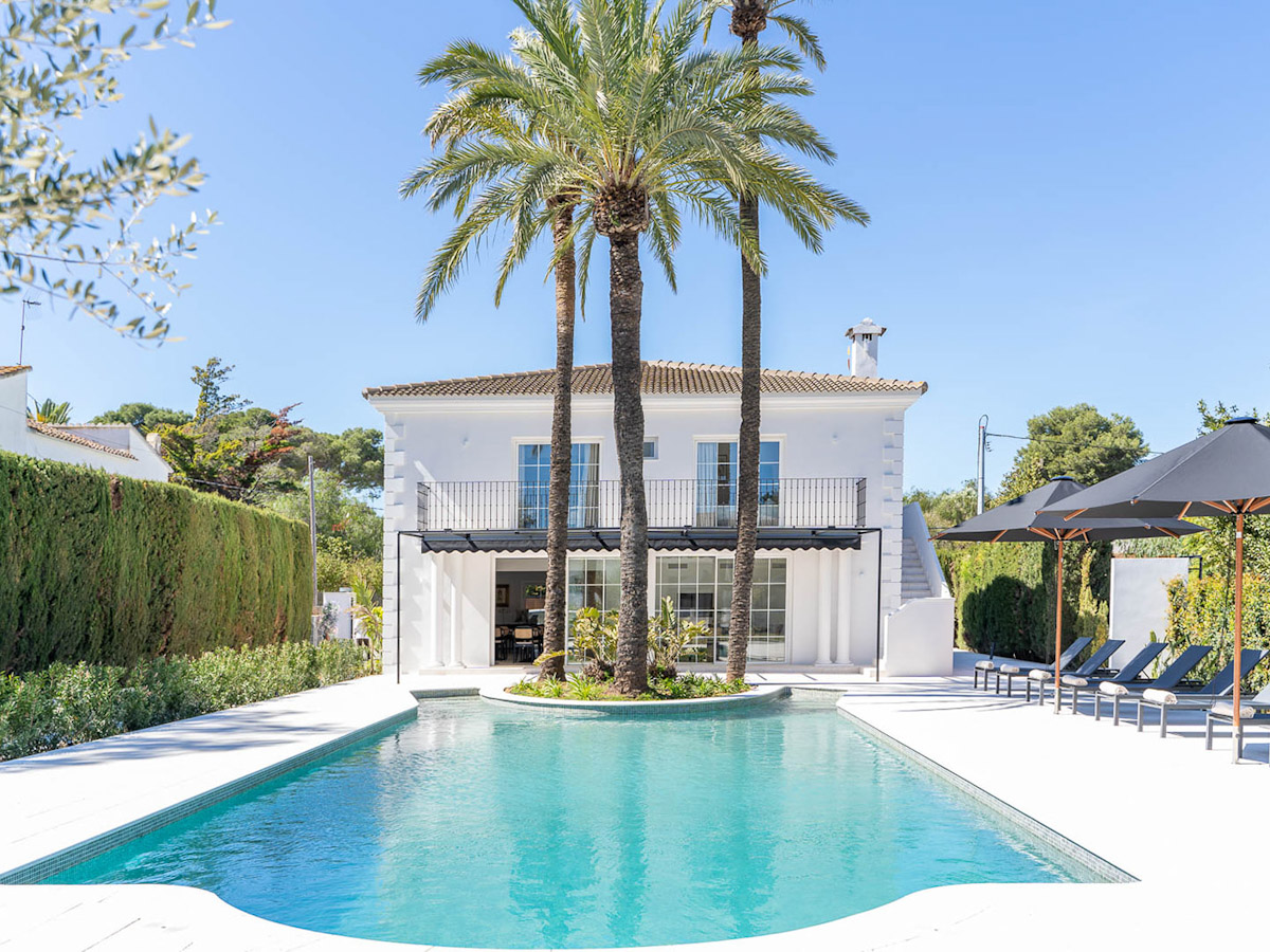 Villa%20Palm%20Springs-1 Top 6 Villa Rental in Spain Options for a Perfect Luxury Getaway Top 6 villa rentals in Spain for a perfect luxury getaway. Experience privacy, comfort, and stunning views with Sunonseas Villas. Book now!