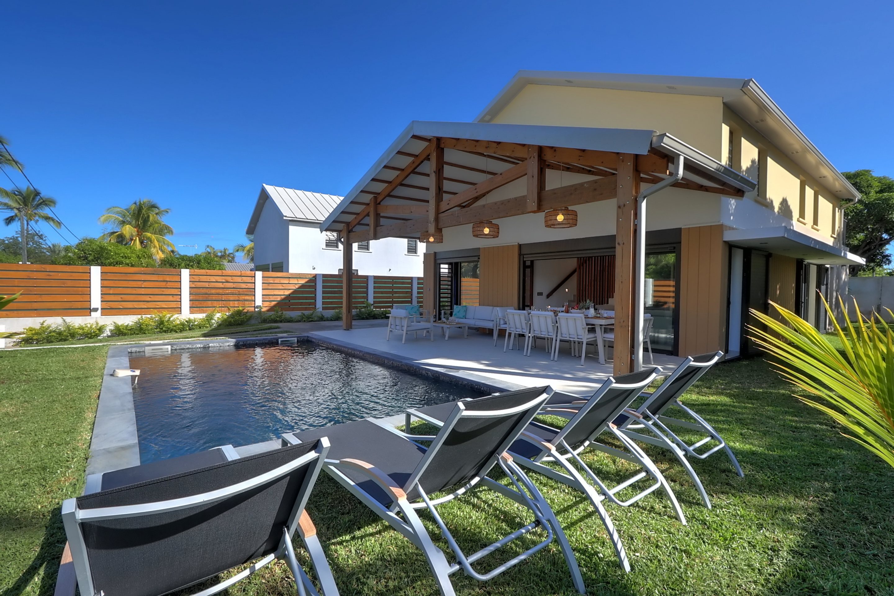 Villa%20White%20Wood BlogSunonseasvillas, luxury villa rentals with tailor made concierge services. Carribean, Indian Ocean, Europe, Africa ... Rent our carefully selected villas.  