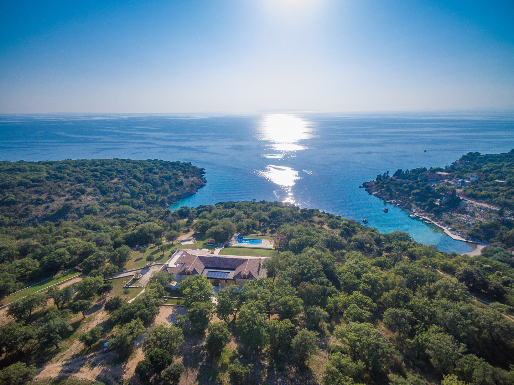 Villa%20Xema%20Sabini Top Luxury Villa Rental in Croatia for a Dream Island EscapeSunonseasvillas, luxury villa rentals with tailor made concierge services. Carribean, Indian Ocean, Europe, Africa ... Rent our carefully selected villas.  